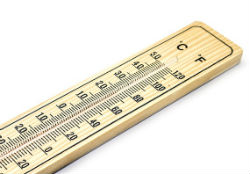 夏電気代年間平均